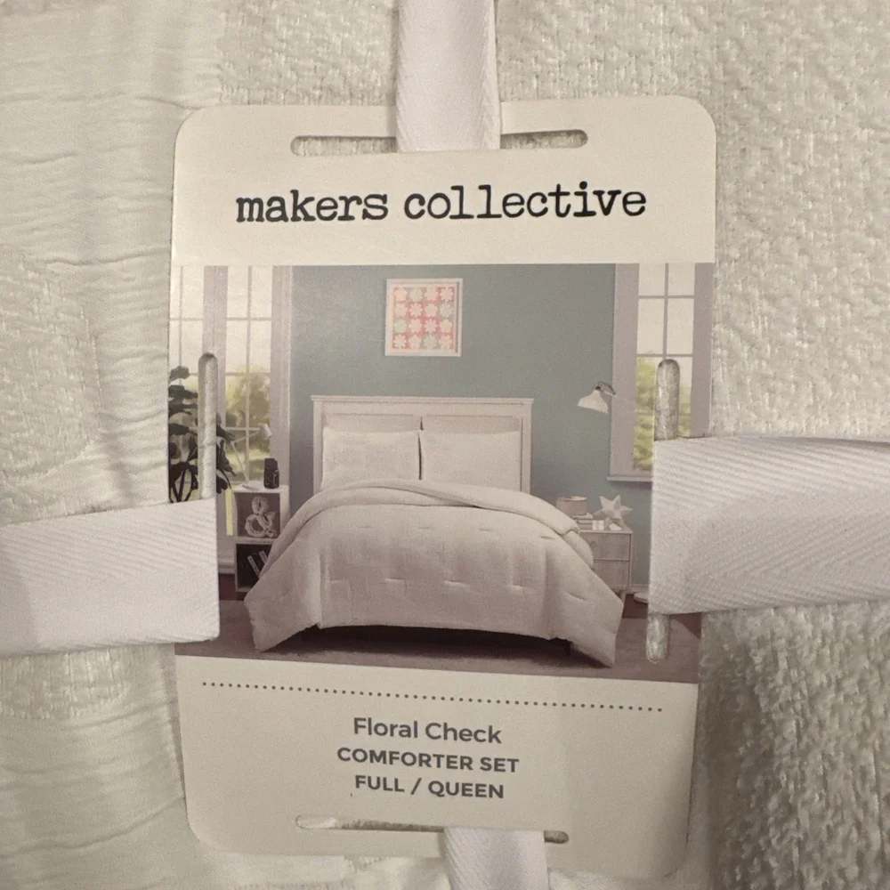 Makers Collective-Full/Queen Floral Embossed 3 Piece Comforter Set White